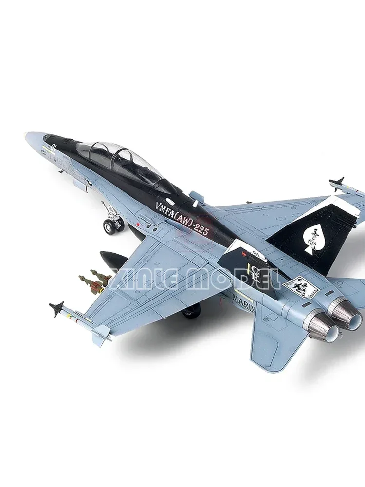 Academy 1/72 12422 F/A-18D 