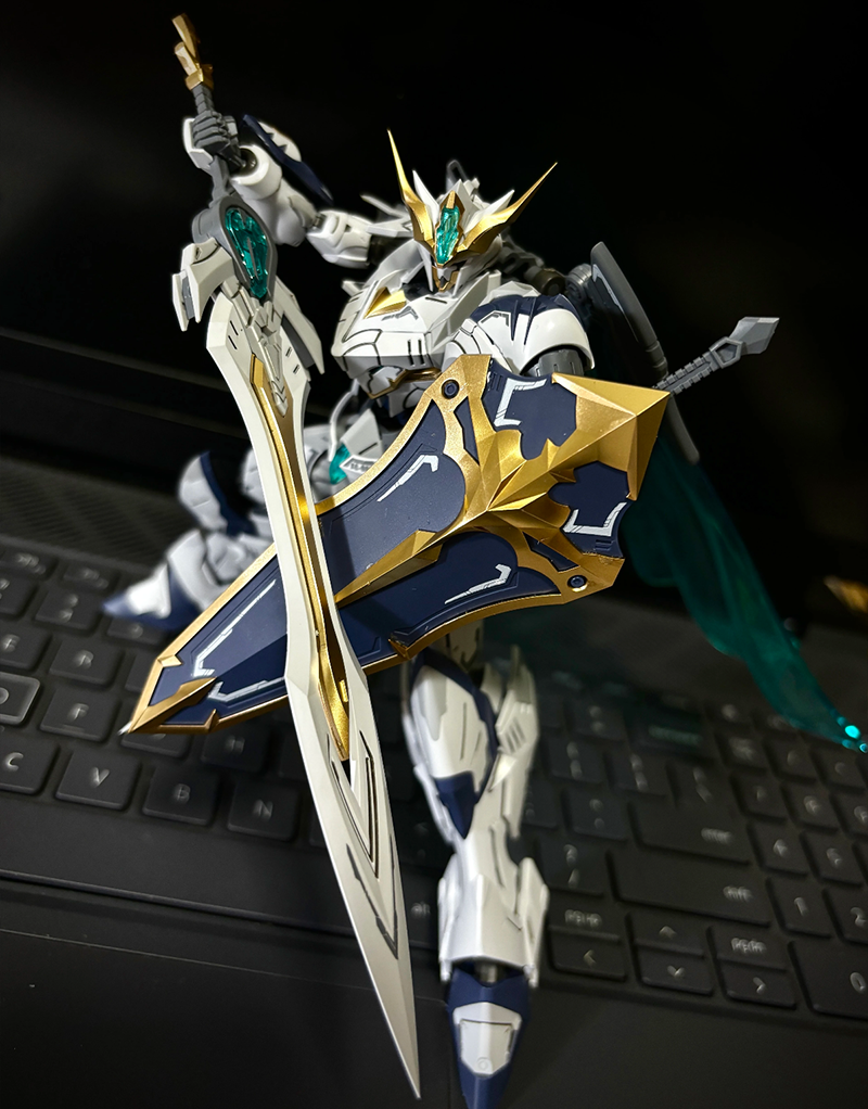 Orijinal Snaa Titan Greatsword - Model Kit Snaa incelemesi ve fiyatı