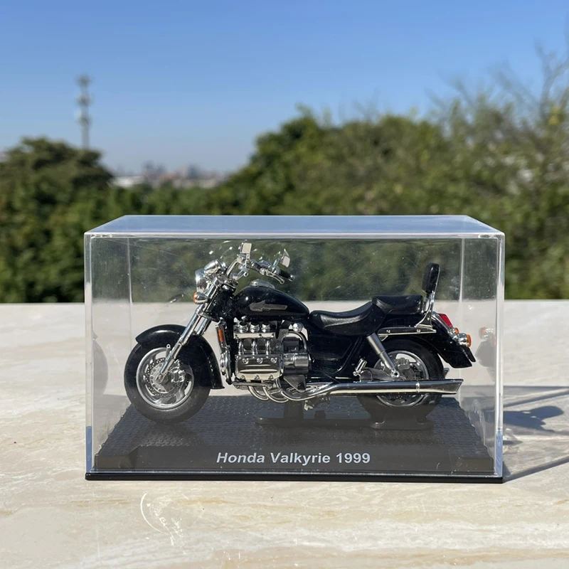 1:18 Valkyrie 1999 alaşım Tour - Model Kit Valkyrie incelemesi ve fiyatı