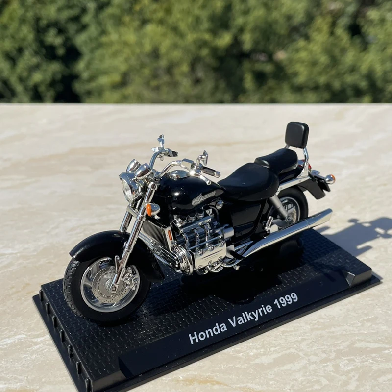 1:18 Valkyrie 1999 alaşım Tour - Model Kit Valkyrie incelemesi ve fiyatı
